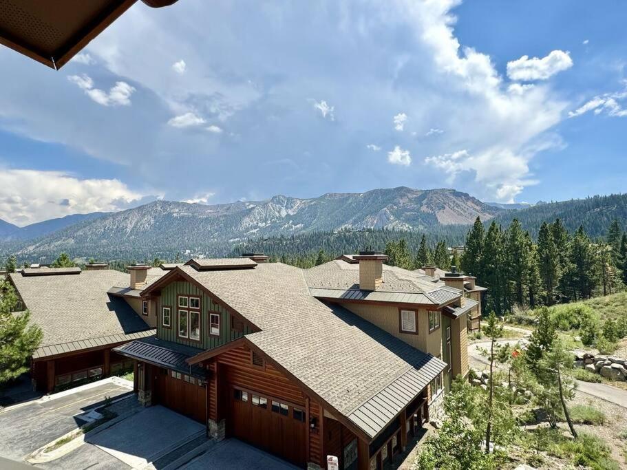 Luxury Townhome W/ Views, Private Jacuzzi & Garage Hébergement de vacances